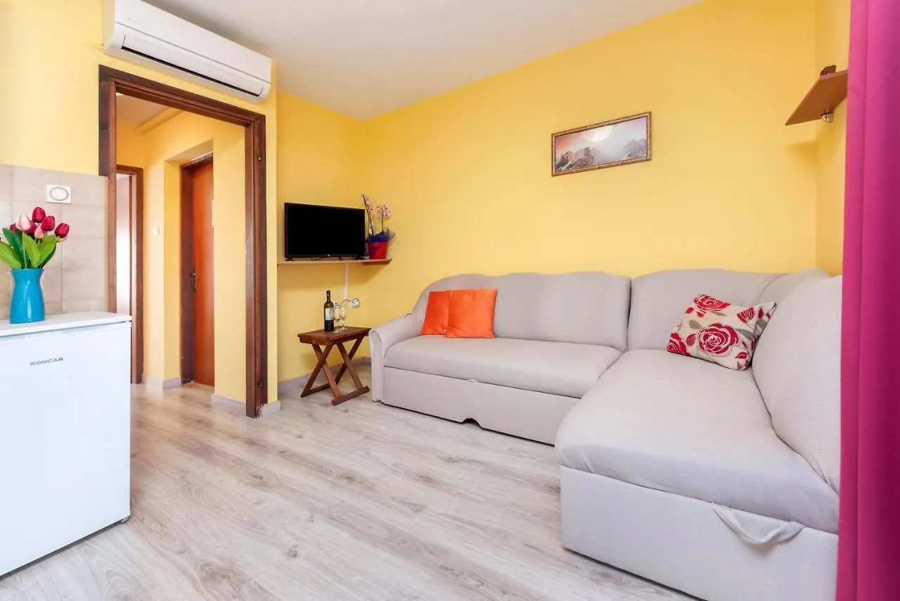 Apartments Adria Rovinj 0*,  Croatia