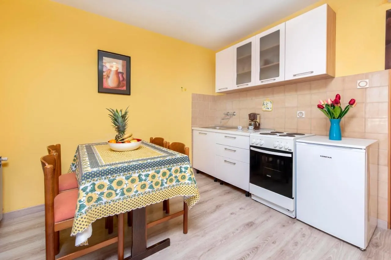 Apartments Adria Rovinj