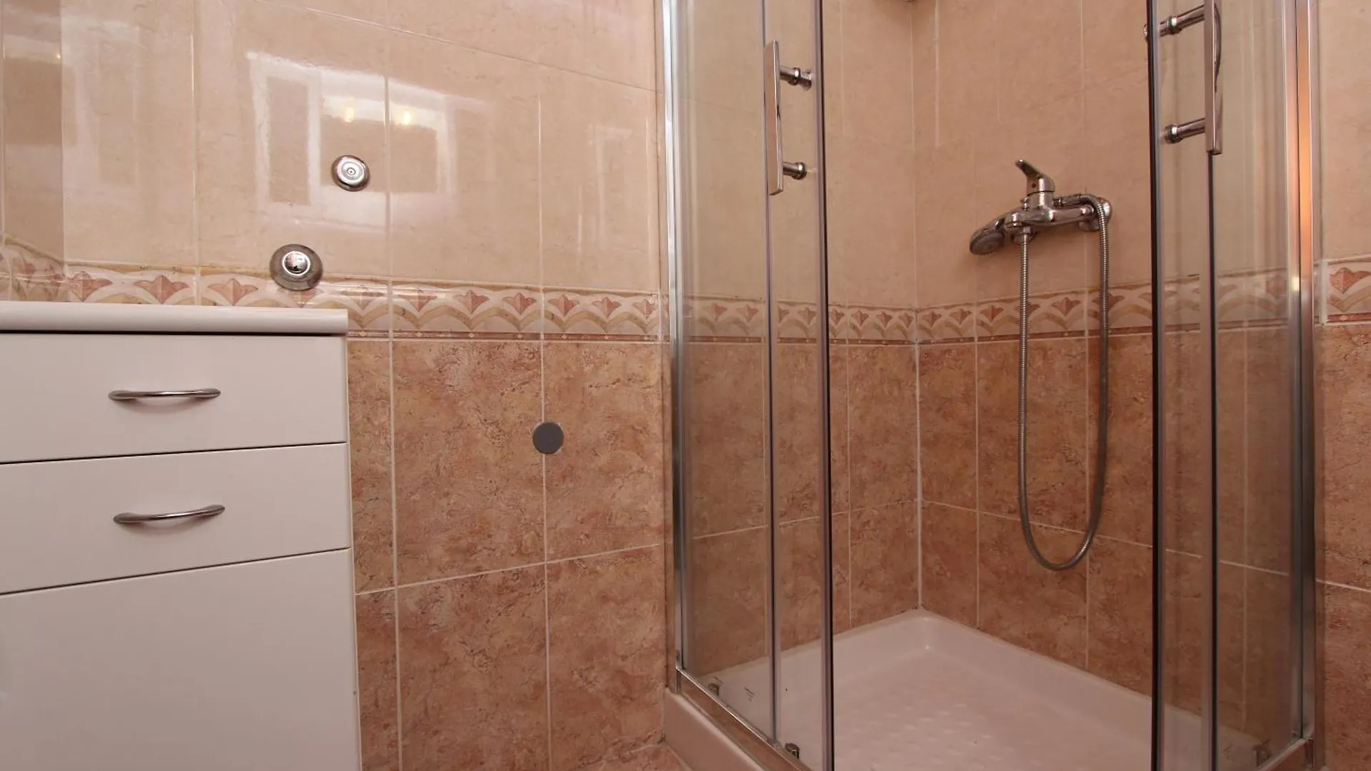 Apartments Adria Rovinj 0*,